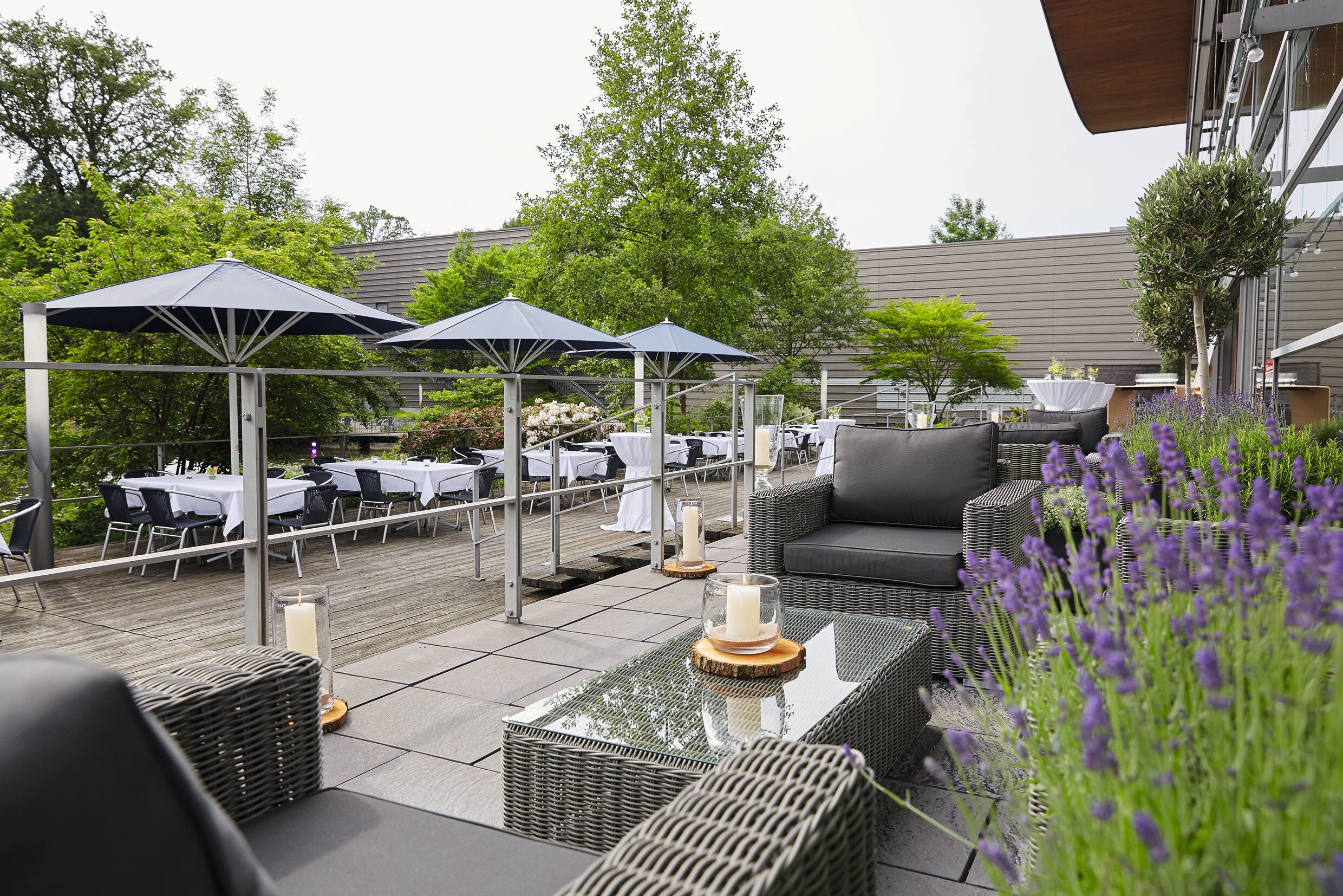 Seeterrasse der World of Living Seeterrasse der World of Living